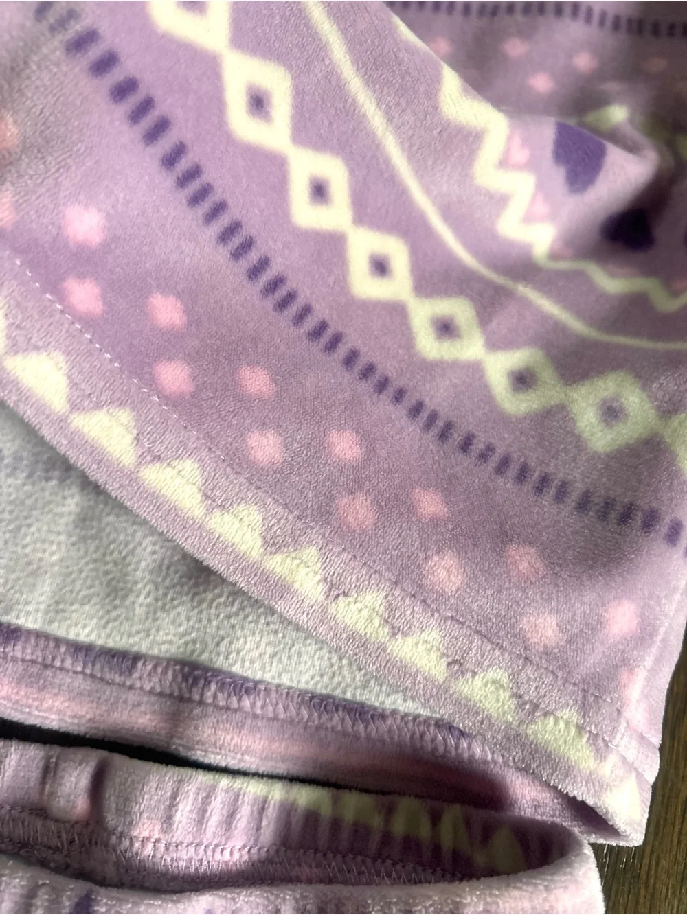 Carters Purple & White Fair Isle Heart 2 Pc Soft Long Sleeve/ Pants Pajamas- 4T.